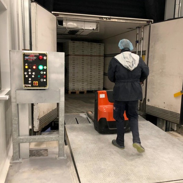 Sistema ISOPERFECT: la solución definitiva para muelles refrigerados que buscan estanqueidad total y